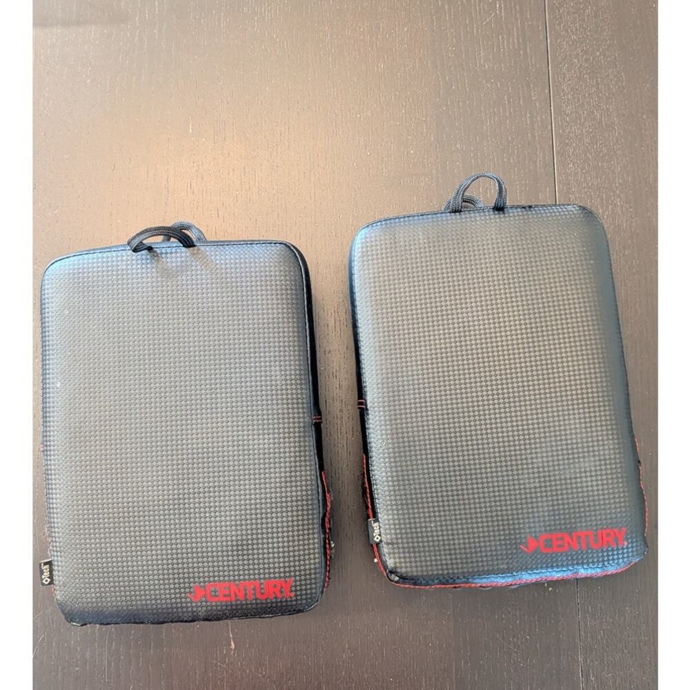 Century Focus Mitts Boxing Punch Training Pads Pair